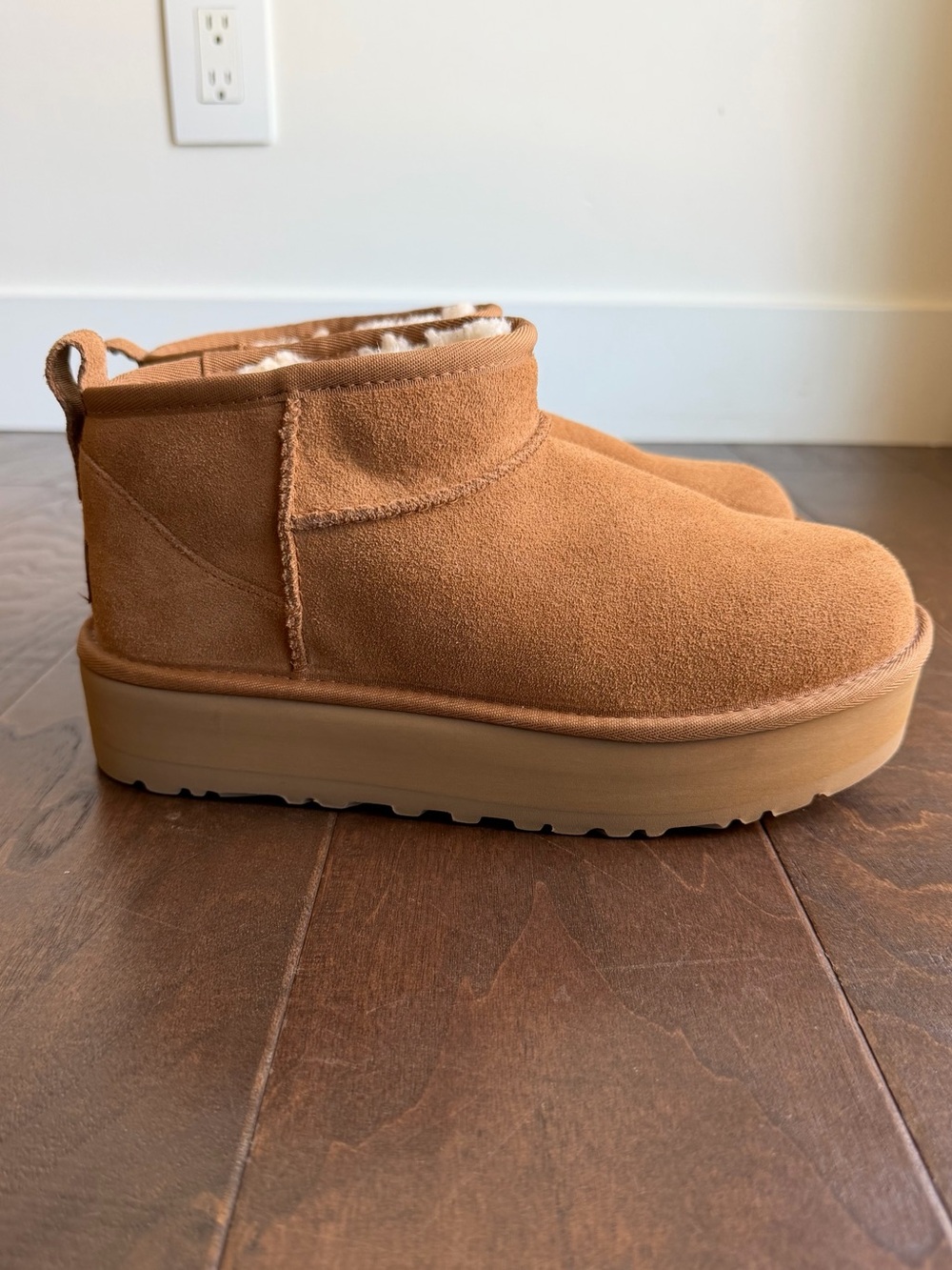UGG Classic Ultra Mini Platform Boot Shearling-Lined Interior Chestnut Color